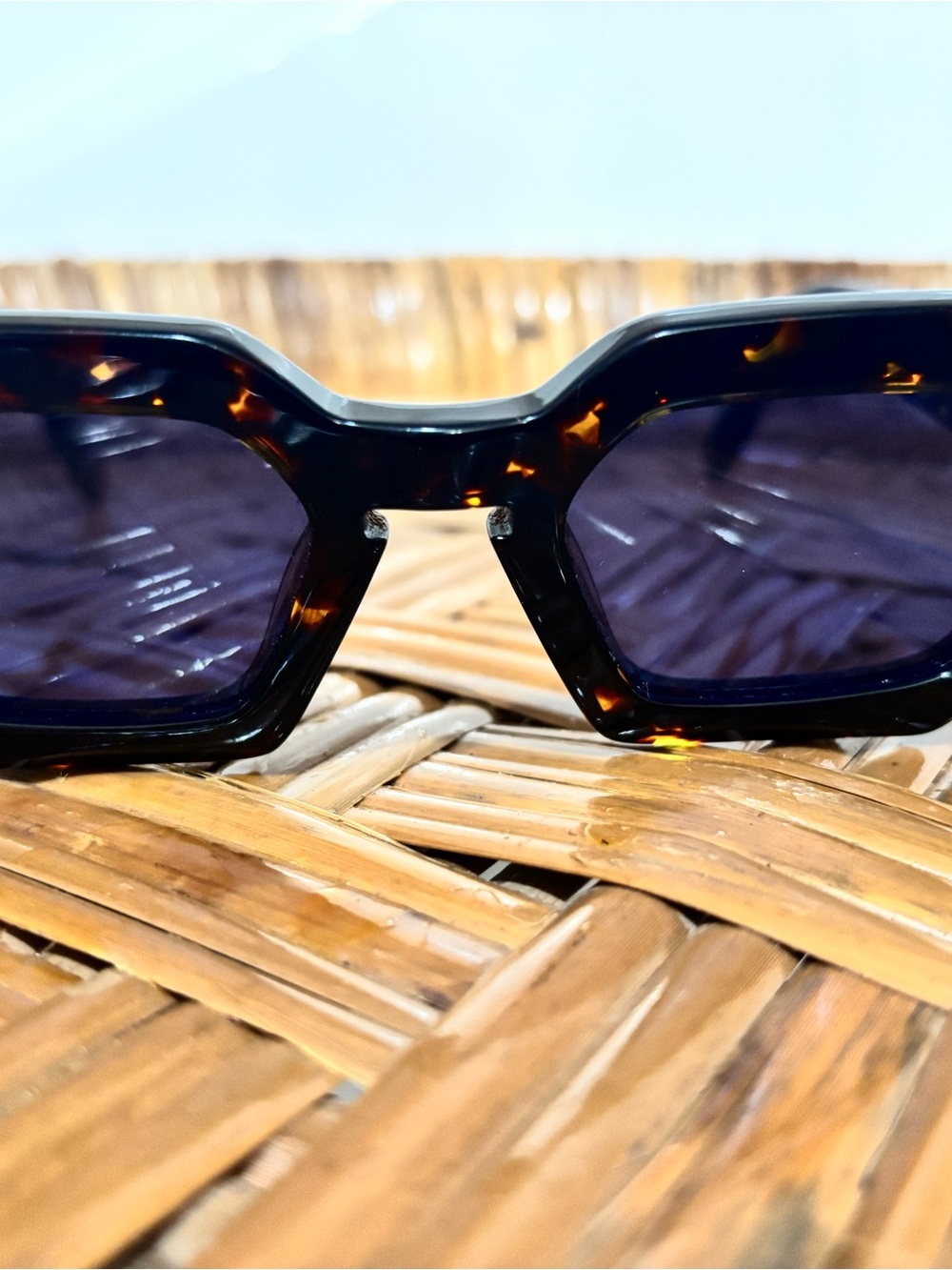 Alexander McQueen Tortoiseshell Sunglasses with Dark Blue Lenses
